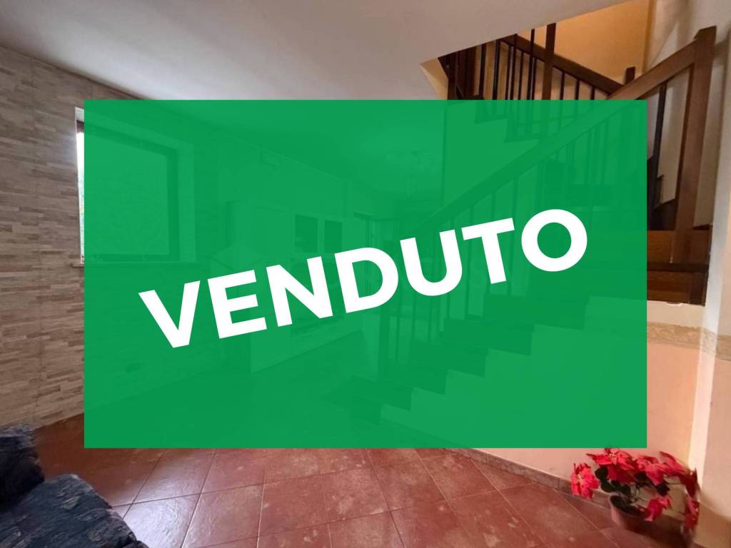 casa indipendente in vendita ad Avezzano