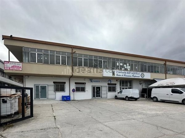 locale commerciale in vendita ad Avezzano
