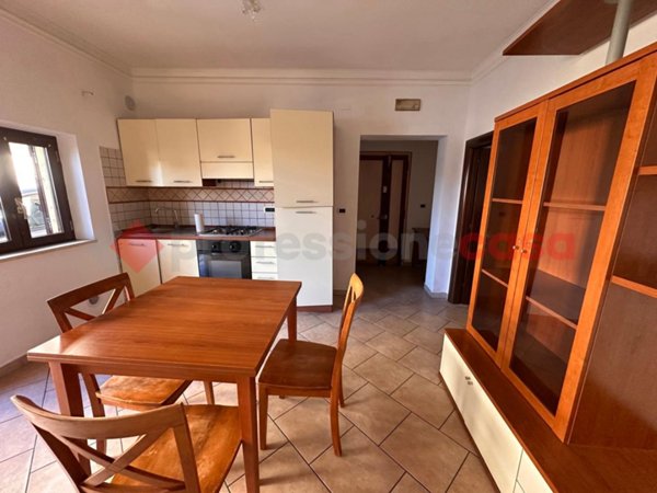 casa indipendente in vendita ad Avezzano in zona Caruscino