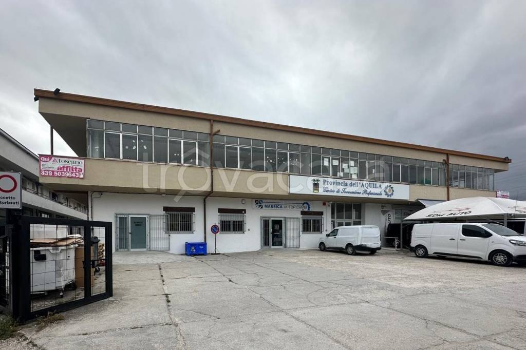 negozio in vendita ad Avezzano