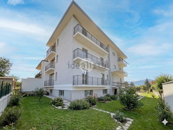 appartamento in vendita ad Avezzano in zona Caruscino