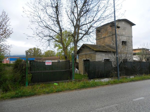 terreno edificabile in vendita ad Avezzano in zona Via Nuova
