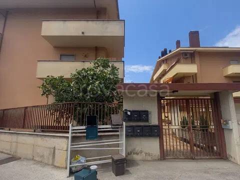 appartamento in vendita ad Avezzano in zona Caruscino