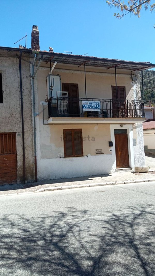 appartamento in vendita ad Avezzano in zona Cese