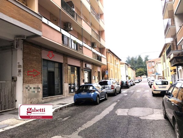 locale commerciale in vendita ad Avezzano