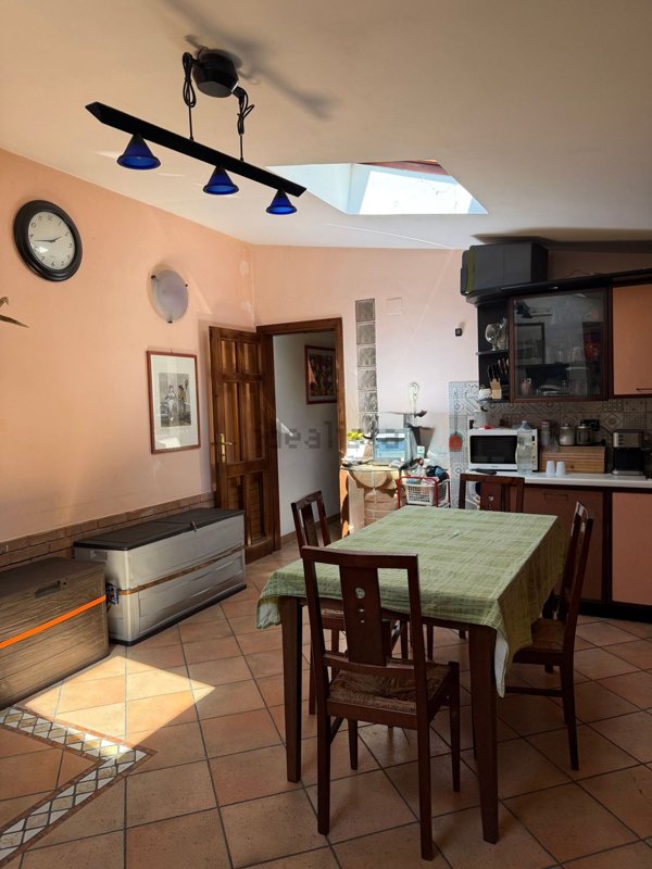 casa indipendente in vendita ad Avezzano