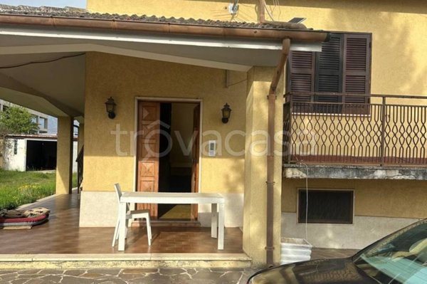 casa indipendente in vendita ad Avezzano
