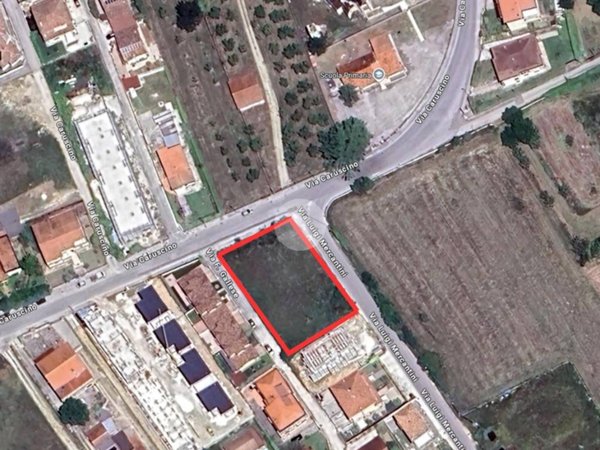 terreno edificabile in vendita ad Avezzano in zona Caruscino