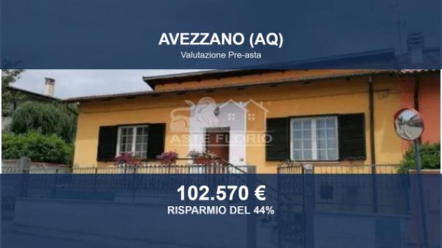 casa indipendente in vendita ad Avezzano in zona San Pelino