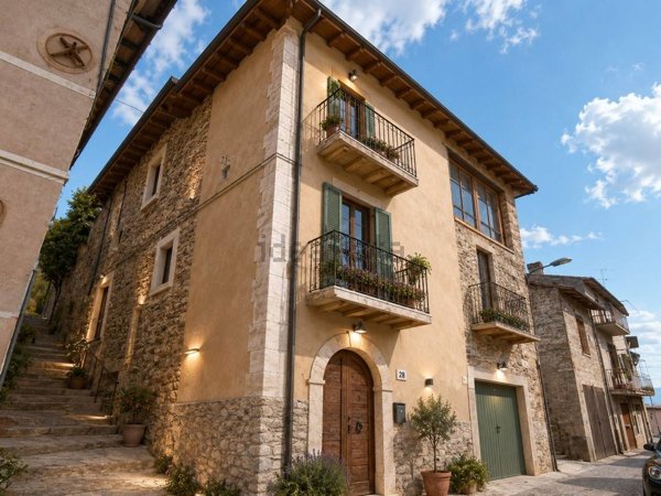 quadrivano in vendita ad Avezzano