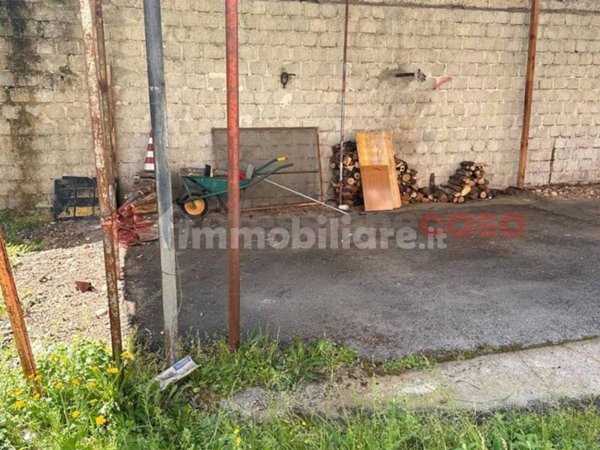 appartamento in vendita ad Avezzano in zona Caruscino