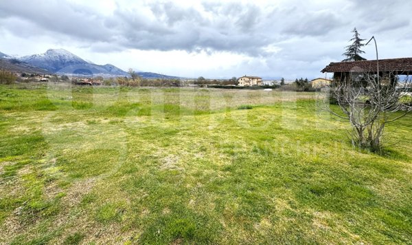 terreno edificabile in vendita ad Avezzano in zona San Pelino