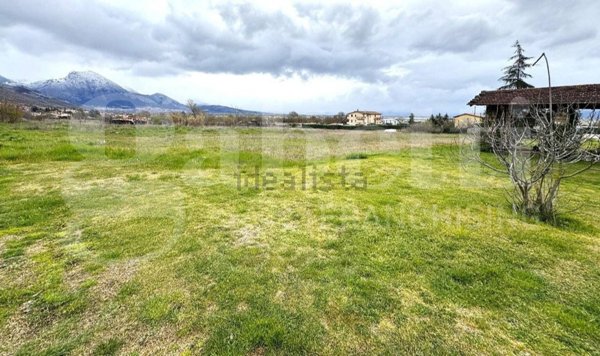 terreno edificabile in vendita ad Avezzano in zona San Pelino