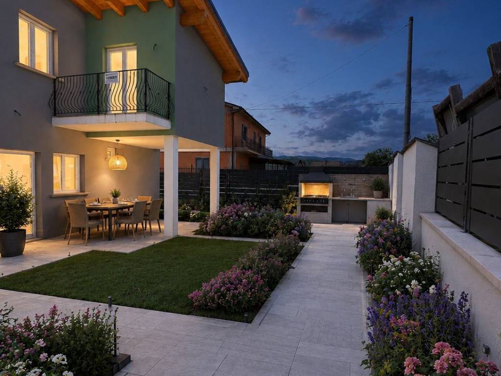 casa indipendente in vendita ad Avezzano