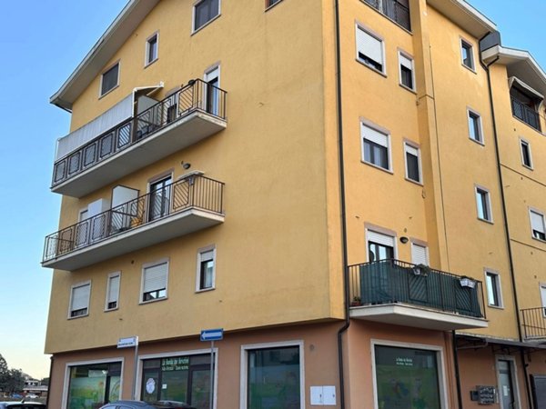 appartamento in vendita ad Avezzano in zona Caruscino
