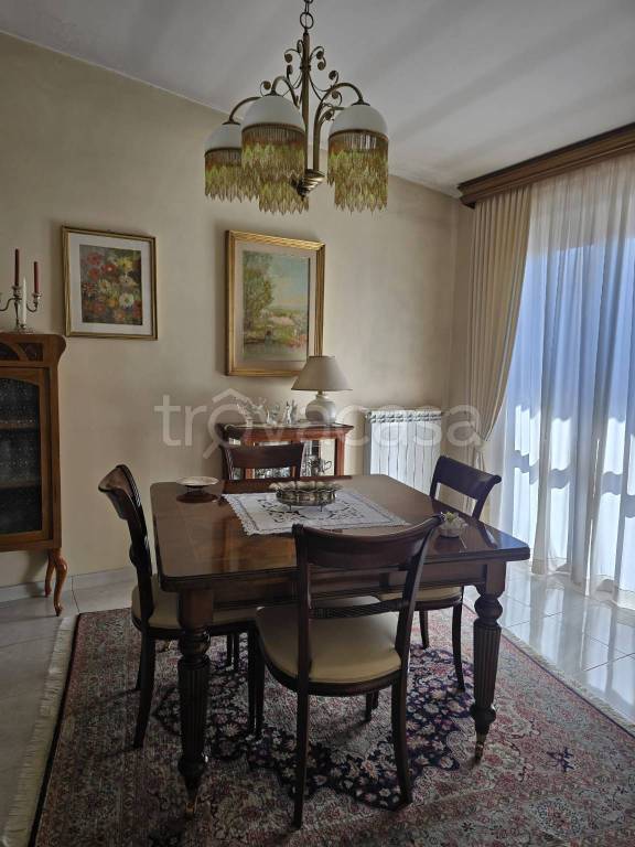 casa indipendente in vendita ad Avezzano