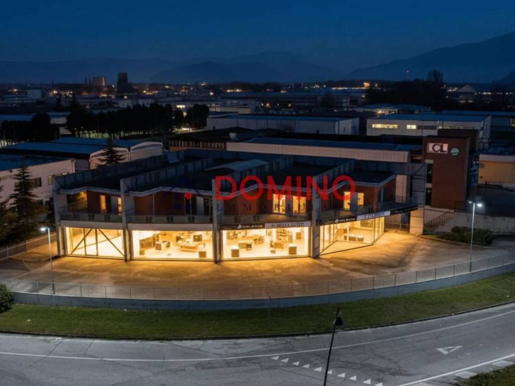 intera palazzina in vendita ad Avezzano in zona Incile