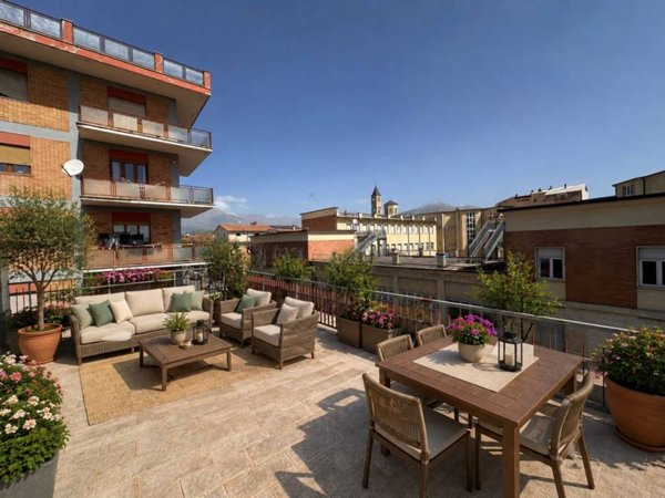 casa indipendente in vendita ad Avezzano