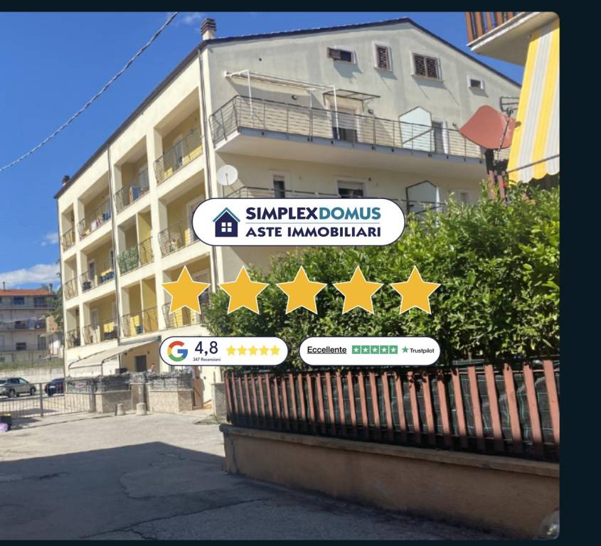 casa indipendente in vendita ad Avezzano in zona Caruscino