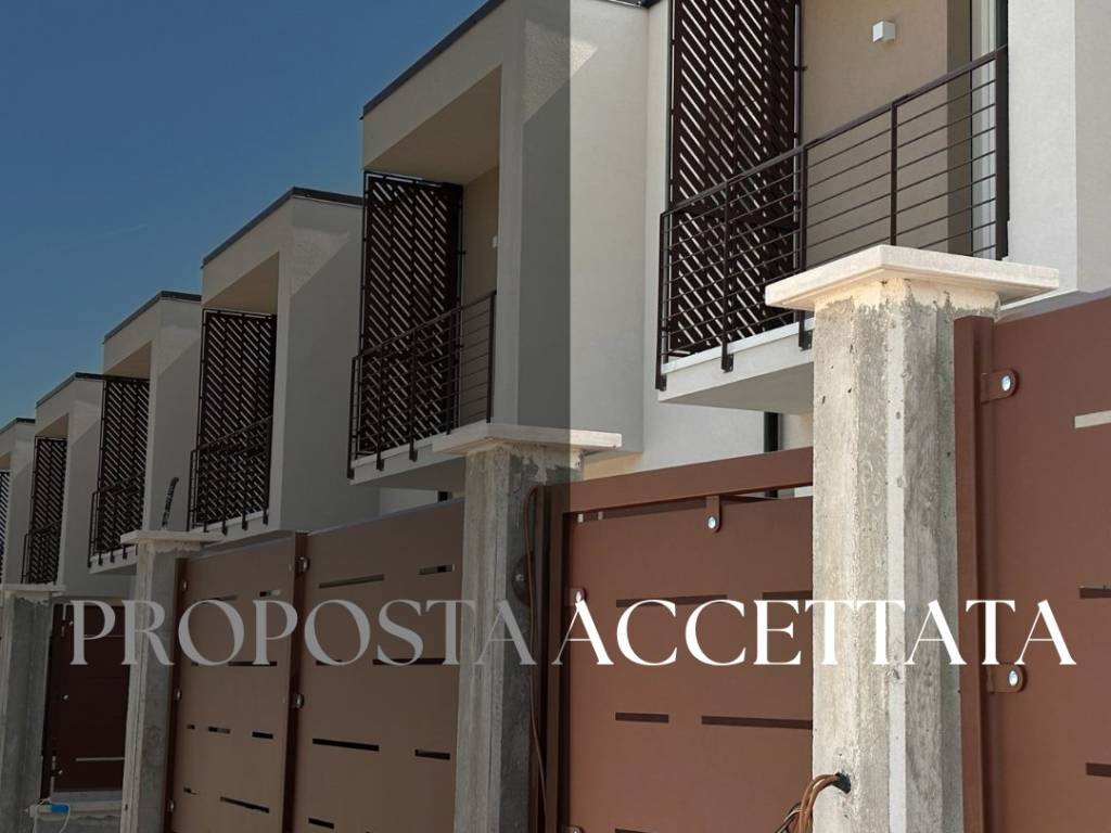 casa indipendente in vendita ad Avezzano