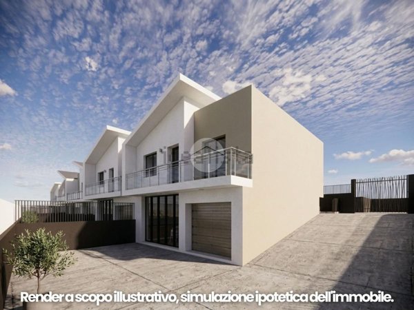 casa indipendente in vendita ad Avezzano in zona Caruscino