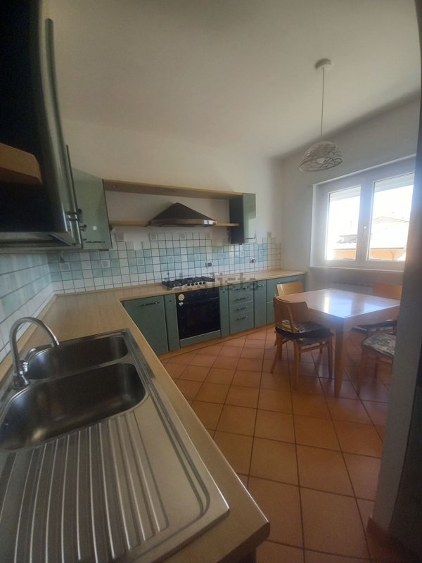 appartamento in vendita ad Avezzano in zona Caruscino
