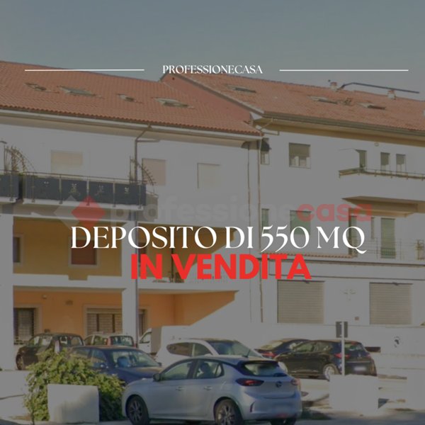 locale di sgombero in vendita ad Avezzano in zona Caruscino