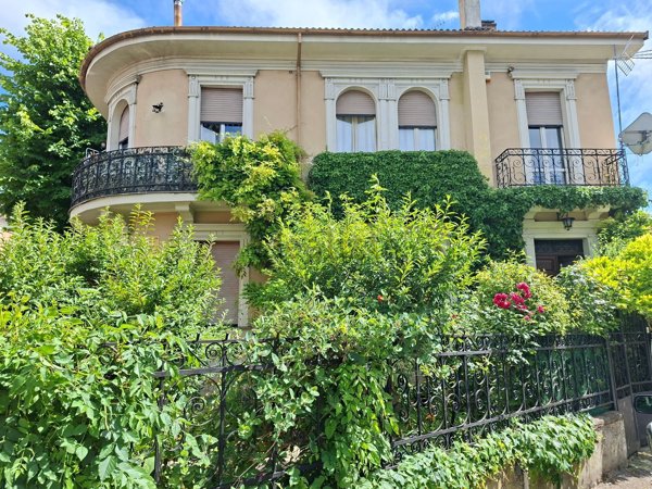 casa indipendente in vendita ad Avezzano