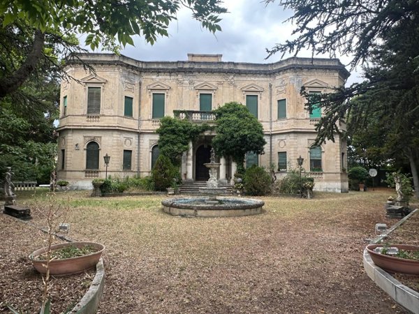 casa indipendente in vendita ad Avezzano