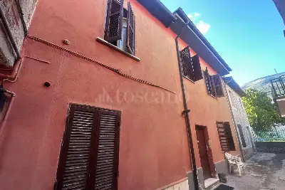 casa indipendente in vendita ad Avezzano