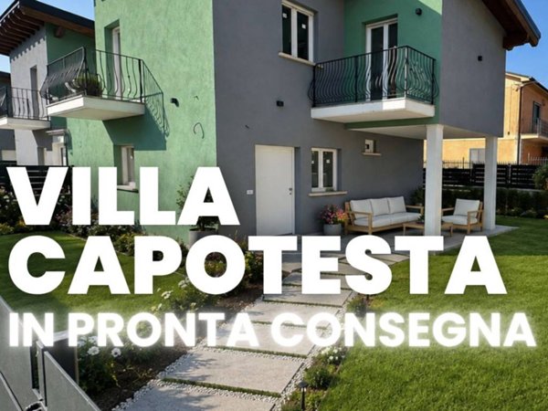 casa indipendente in vendita ad Avezzano in zona Caruscino