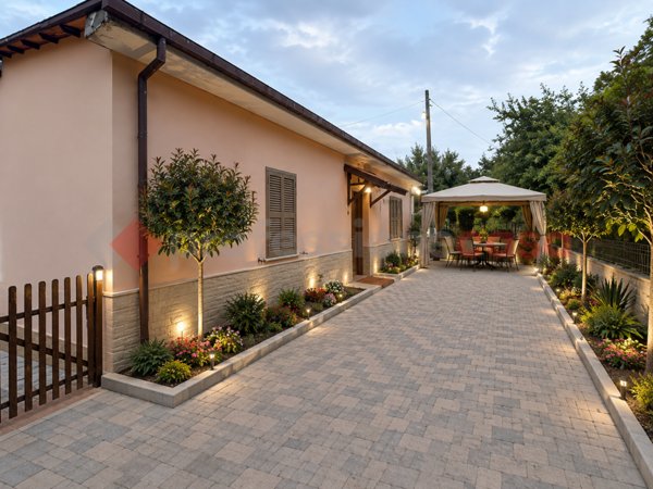 casa indipendente in vendita ad Avezzano
