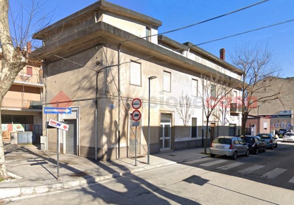 casa indipendente in vendita ad Avezzano