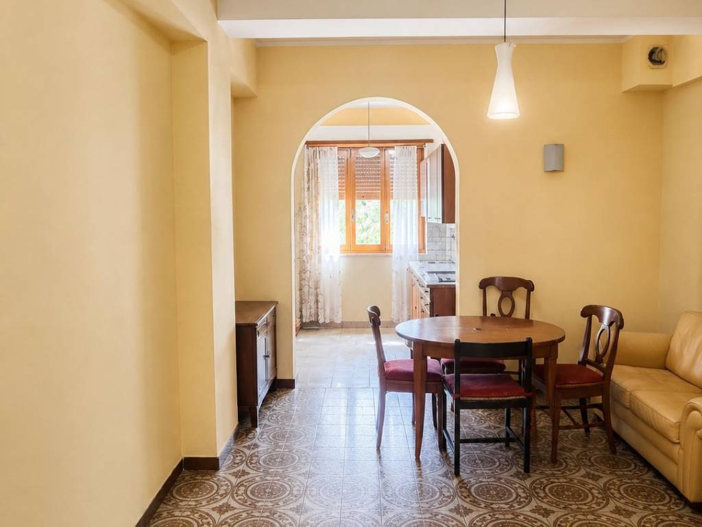 appartamento in vendita ad Avezzano in zona Caruscino
