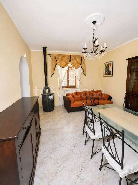 casa indipendente in vendita ad Avezzano