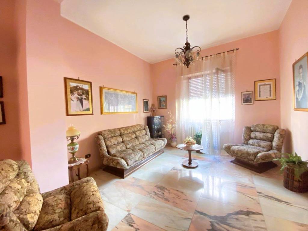 casa indipendente in vendita ad Avezzano