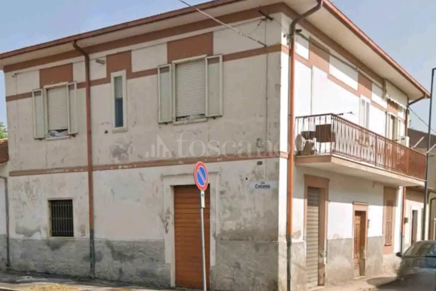 casa indipendente in vendita ad Avezzano in zona Caruscino