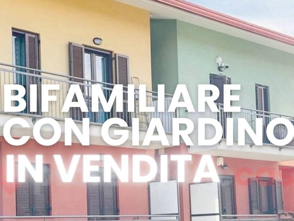casa indipendente in vendita ad Avezzano in zona Caruscino