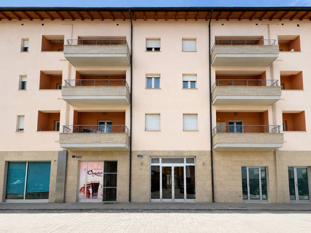 appartamento in vendita ad Avezzano in zona Caruscino