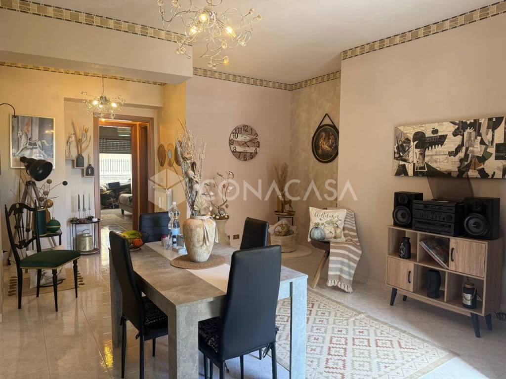 appartamento in vendita ad Avezzano in zona Caruscino