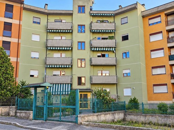 appartamento in vendita ad Avezzano in zona Caruscino