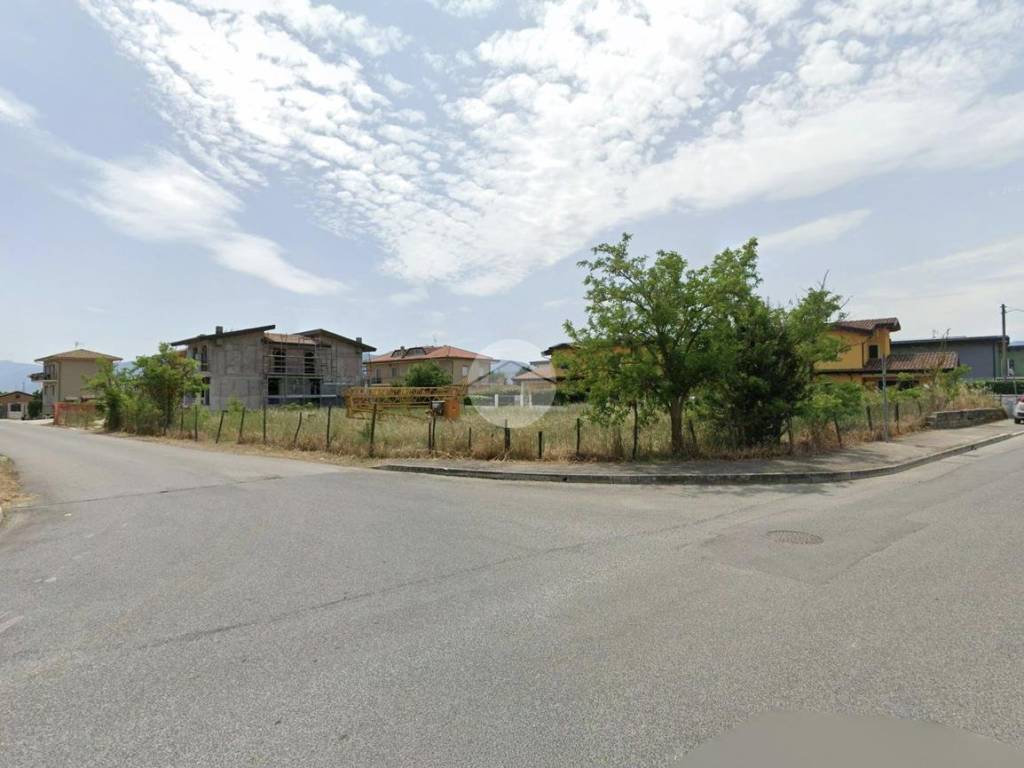 terreno in vendita ad Avezzano in zona Caruscino