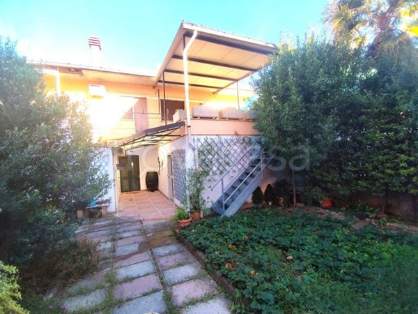 casa indipendente in vendita ad Avezzano