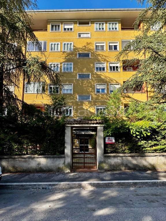 appartamento in vendita ad Avezzano in zona Caruscino