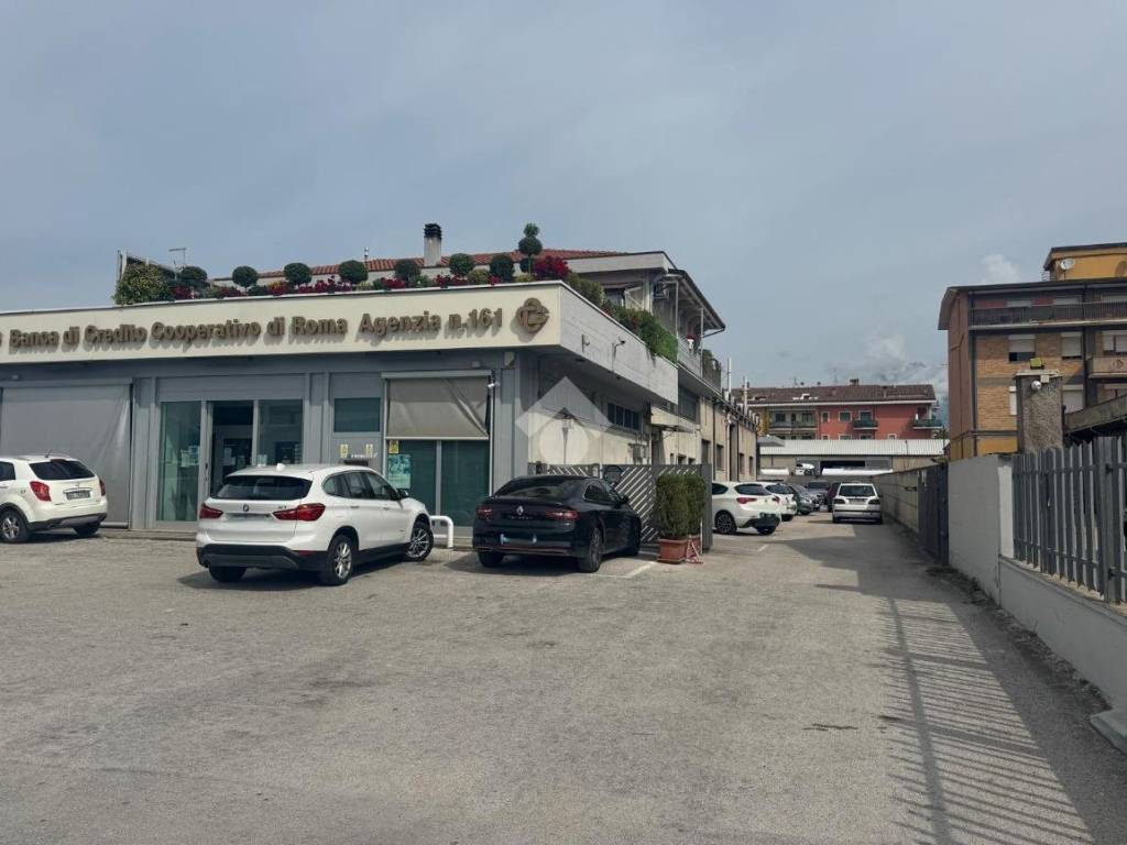 appartamento in vendita ad Avezzano in zona Caruscino