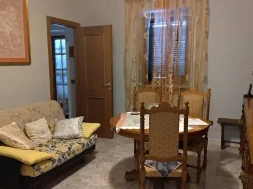 casa indipendente in vendita ad Avezzano