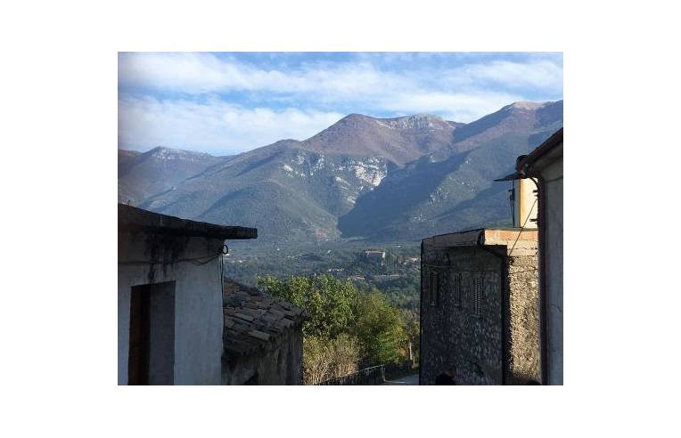 appartamento in vendita a Balsorano in zona Collepiano