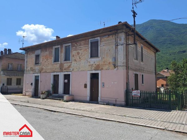 appartamento in vendita a Balsorano