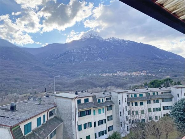 appartamento in vendita a Balsorano in zona Balsorano Vecchio