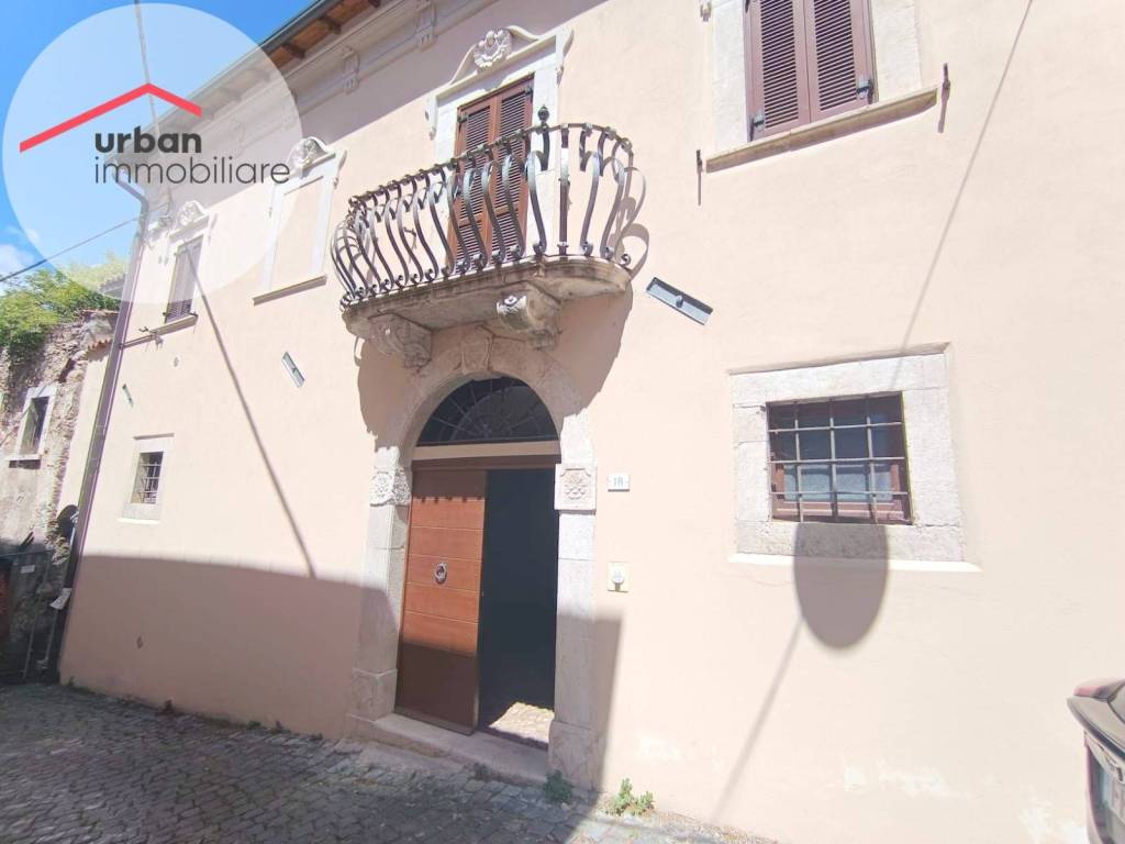 appartamento in vendita a Barete
